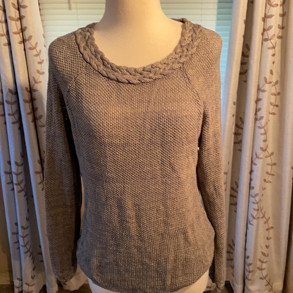 Brand:Magee round collar gray color size 8”100%leinen long sleeves - Picture 1 of 5